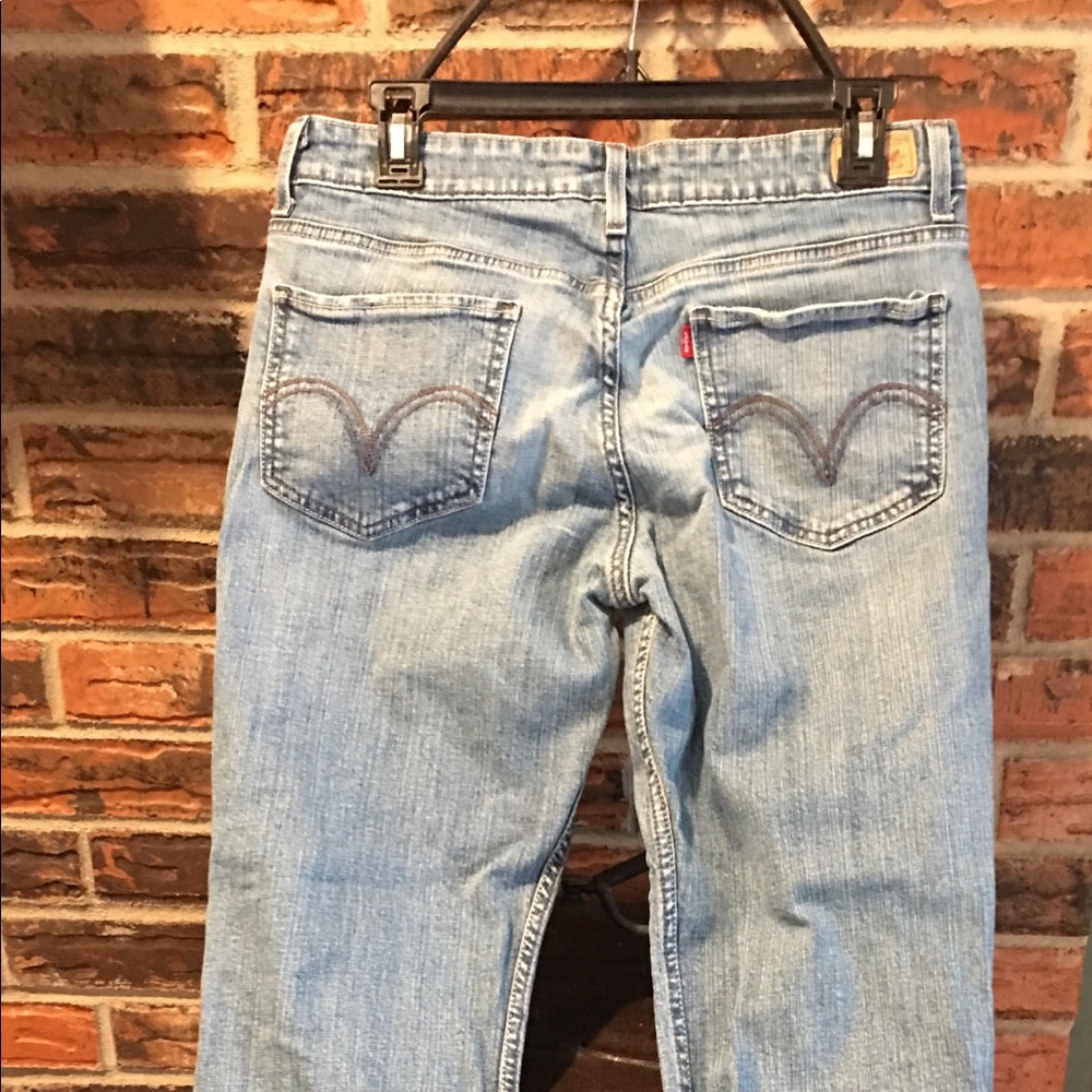 Women's Levi's Jeans